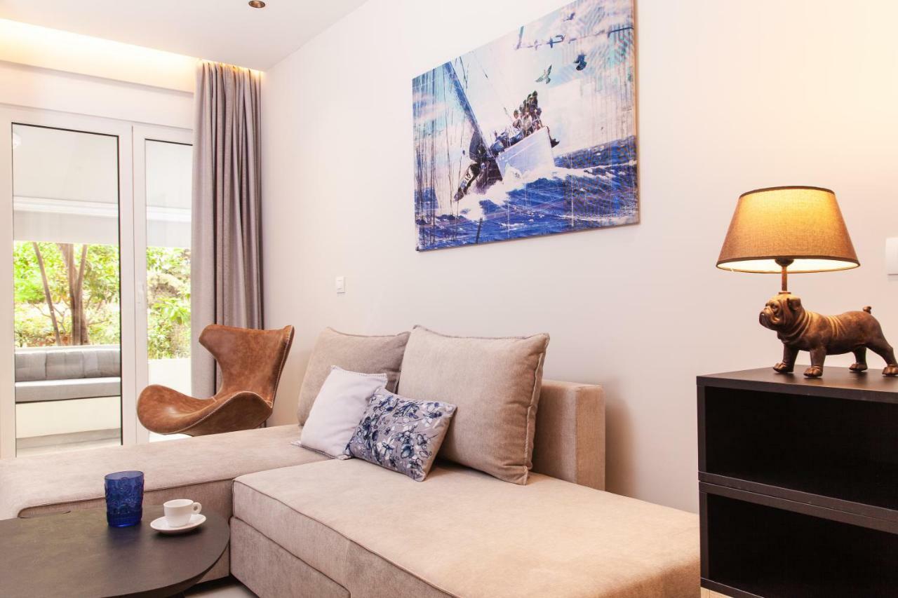 Sweet Suite Flora In Vouliagmeni Афины Экстерьер фото