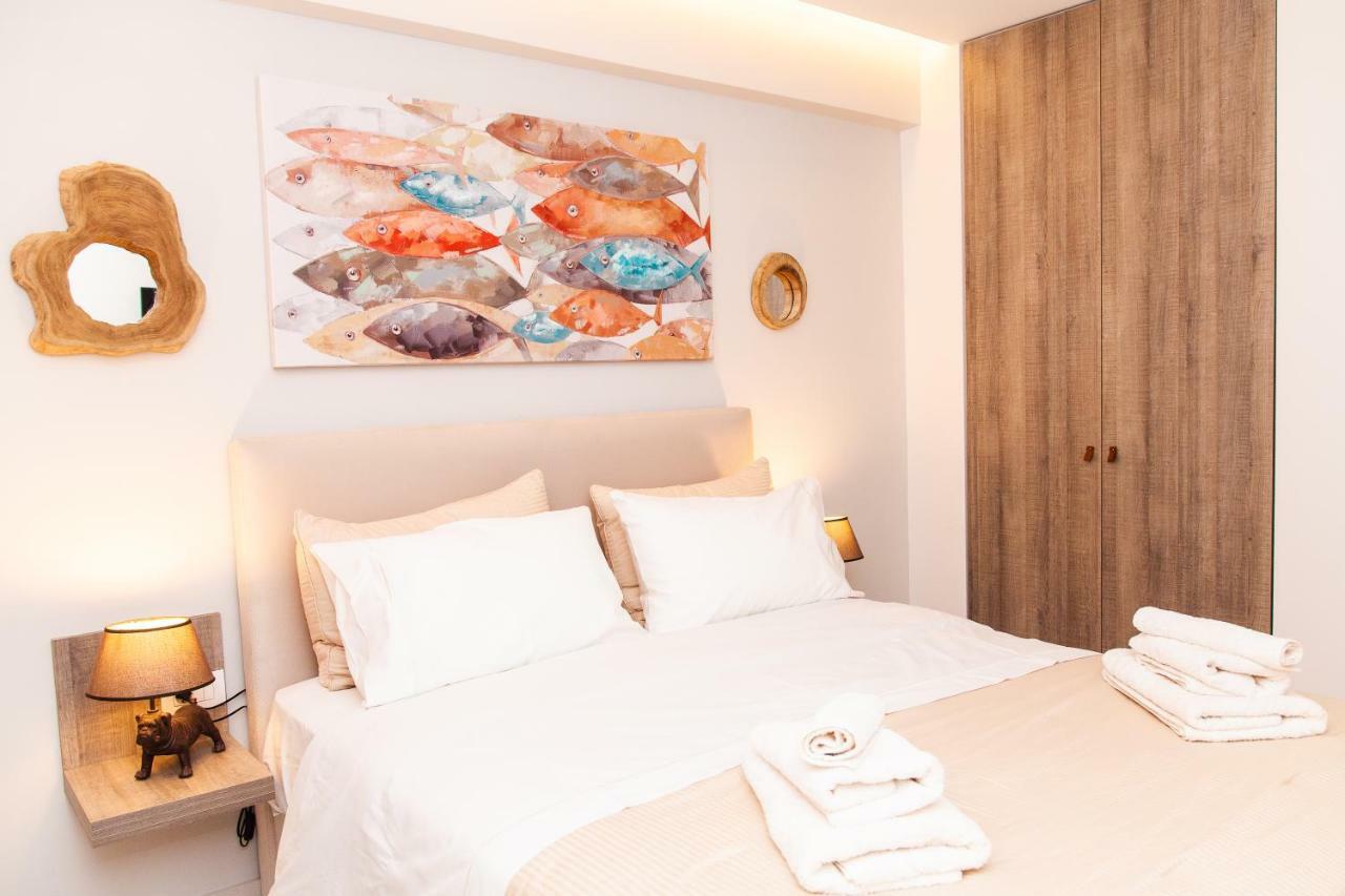Sweet Suite Flora In Vouliagmeni Афины Экстерьер фото