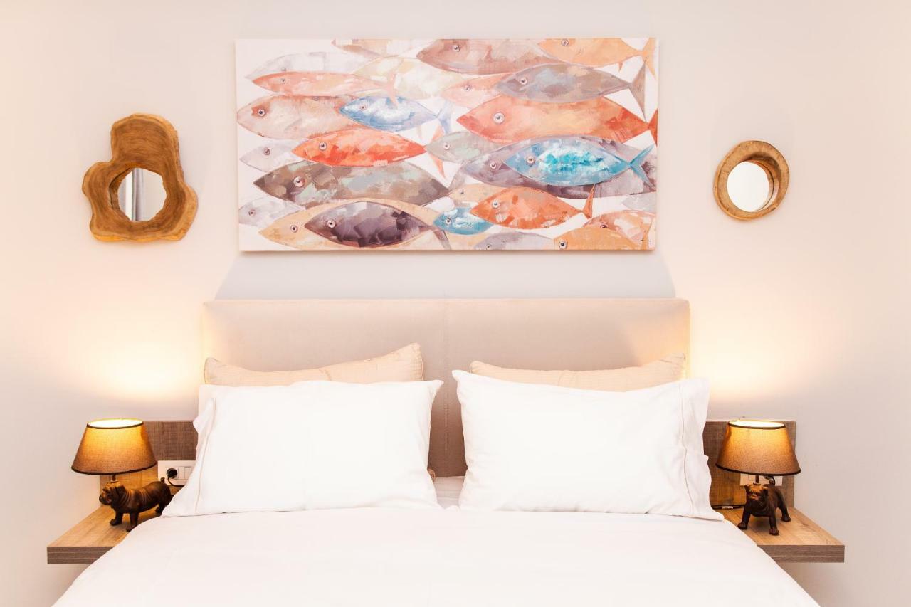 Sweet Suite Flora In Vouliagmeni Афины Экстерьер фото